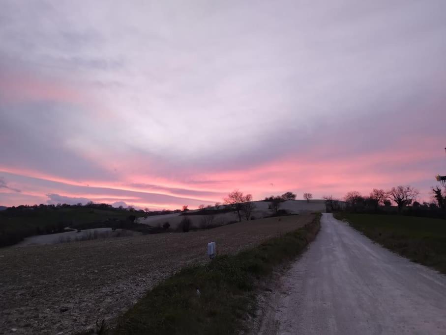 Appartamento Casal Del Sole - L'Ulivo Montefelcino Esterno foto