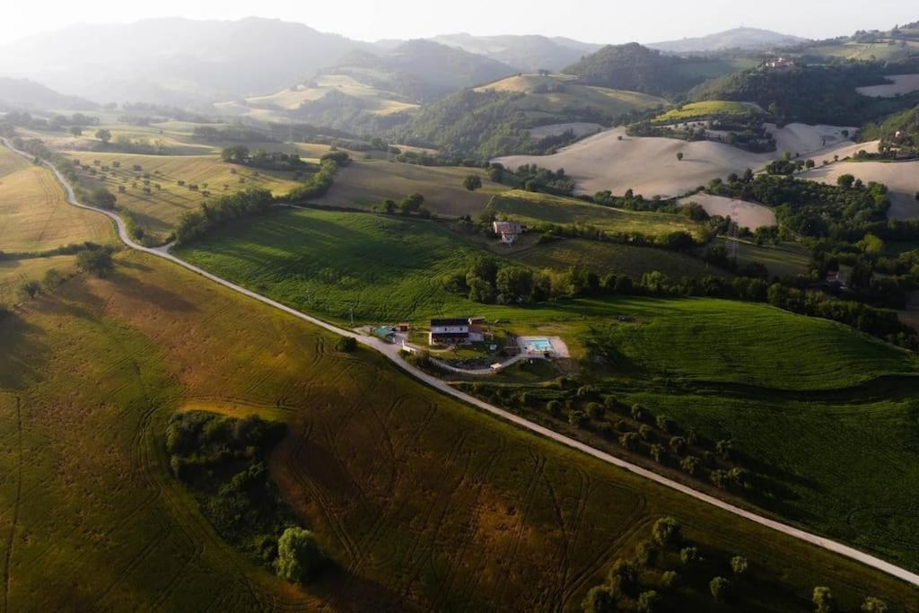 Appartamento Casal Del Sole - L'Ulivo Montefelcino Esterno foto